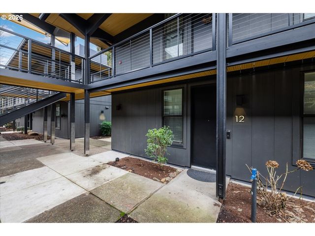 668 MCVEY Ave 12, Lake Oswego, OR 97034