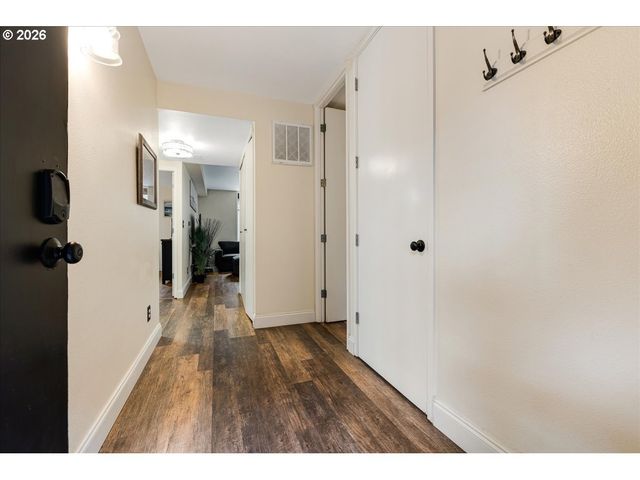 668 MCVEY Ave 12, Lake Oswego, OR 97034