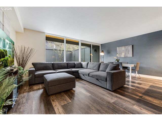 668 MCVEY Ave 12, Lake Oswego, OR 97034