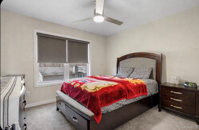 32 Florida Avenue, Medford, NY 11763