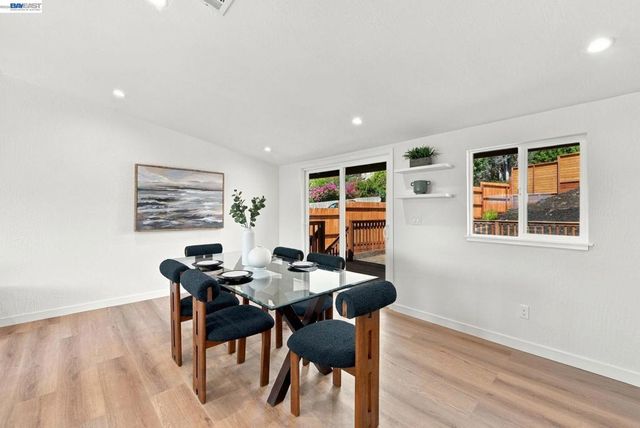 373 Appian Way, Union City, CA 94587