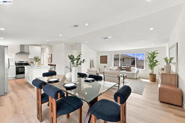 373 Appian Way, Union City, CA 94587
