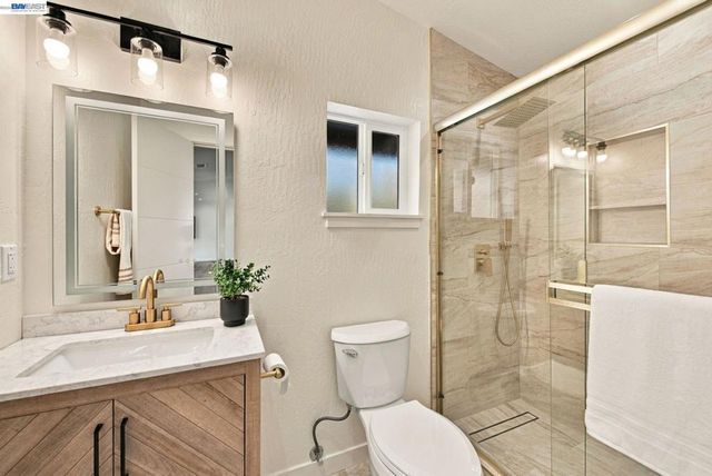 373 Appian Way, Union City, CA 94587
