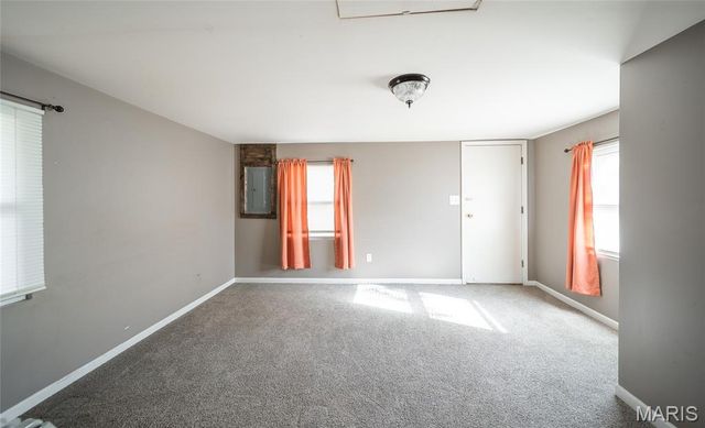 125 College Street, Crocker, MO 65452