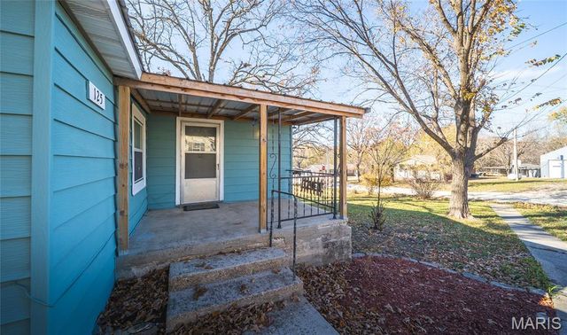 125 College Street, Crocker, MO 65452
