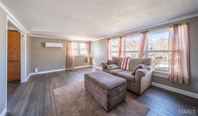 125 College Street, Crocker, MO 65452