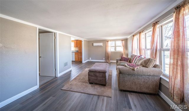 125 College Street, Crocker, MO 65452