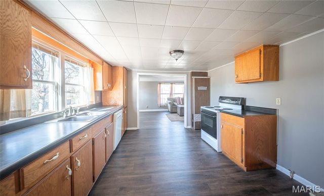 125 College Street, Crocker, MO 65452