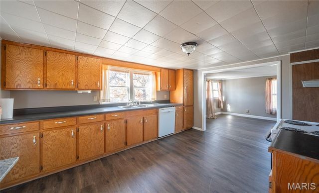 125 College Street, Crocker, MO 65452