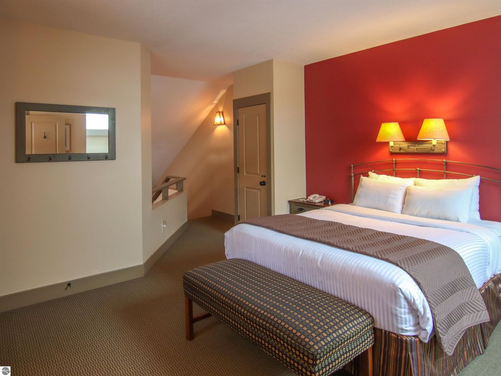 Image 11 of property listing at 12435-Unit 518 Wintergreen Drive # 518, Thompsonville, MI 49683