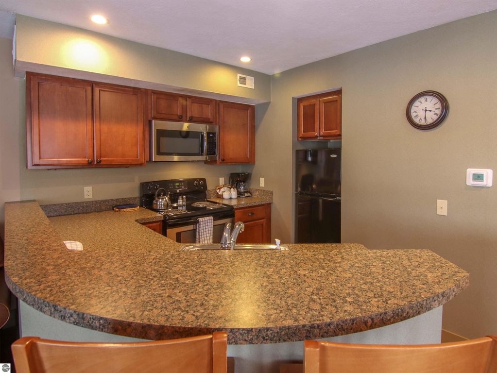 Image 15 of property listing at 12435-Unit 518 Wintergreen Drive # 518, Thompsonville, MI 49683