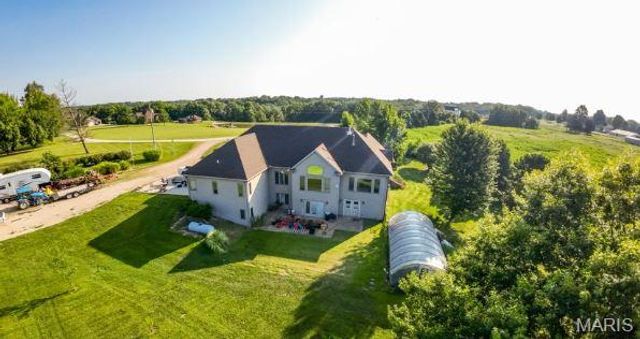 1483 Cedar Ridge Drive, Hermann, MO 65041