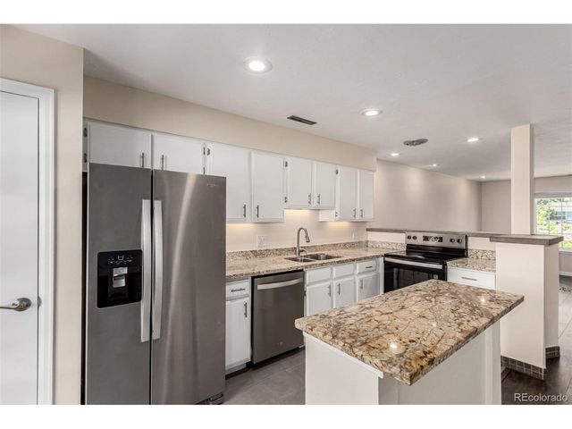 2301 E Fremont Ave W08, Centennial, CO 80122