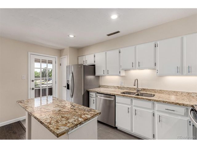 2301 E Fremont Ave W08, Centennial, CO 80122