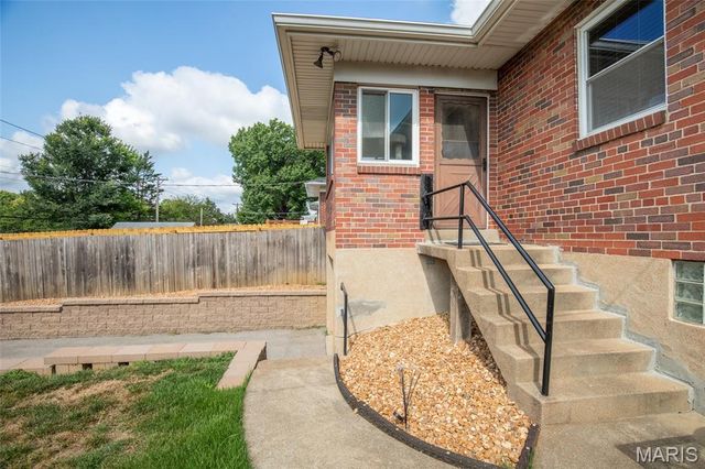 5642 Winona Avenue, St Louis, MO 63109