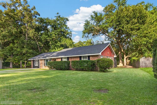 708 Marlborough Court, Hinesville, GA 31313