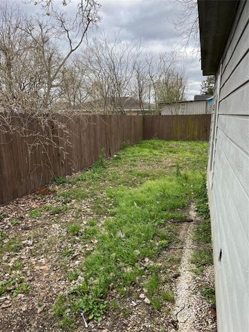 6813 Foster Street, Houston, TX 77021