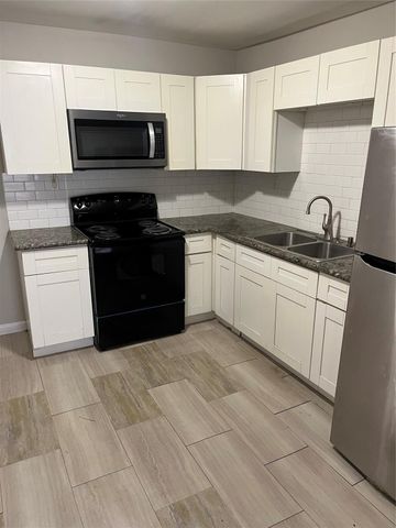 6813 Foster Street, Houston, TX 77021