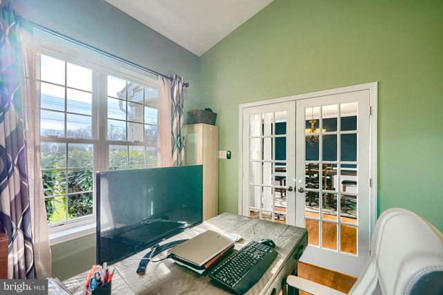 406 SHERWOOD RD, Cockeysville, MD 21030
