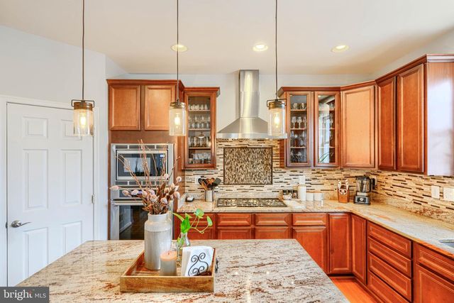406 SHERWOOD RD, Cockeysville, MD 21030