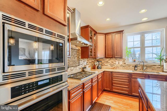 406 SHERWOOD RD, Cockeysville, MD 21030