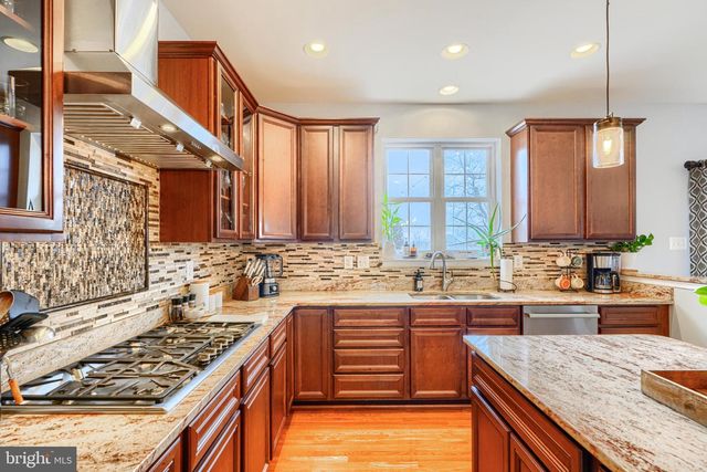 406 SHERWOOD RD, Cockeysville, MD 21030