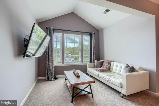 406 SHERWOOD RD, Cockeysville, MD 21030