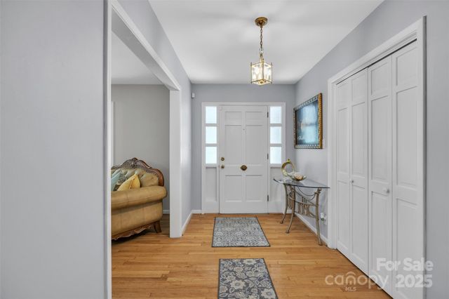 312 2nd Avenue NE, Conover, NC 28613