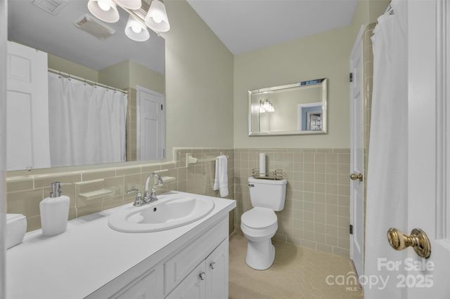 312 2nd Avenue NE, Conover, NC 28613
