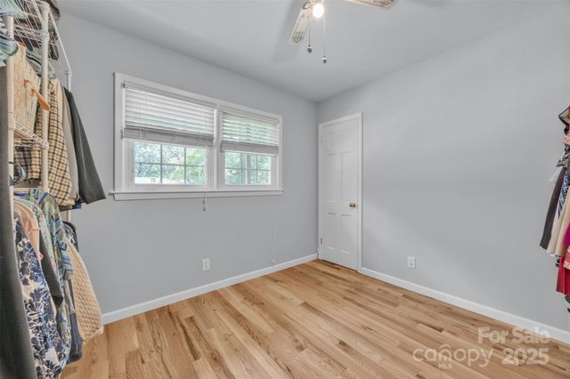 312 2nd Avenue NE, Conover, NC 28613