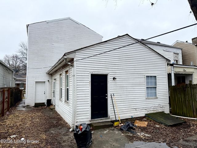1917 W Madison St, Louisville, KY 40203
