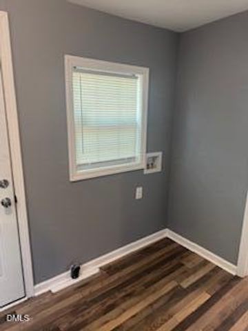 328 N Keith Street, Saint Pauls, NC 28384