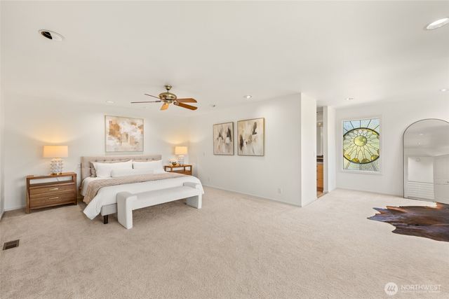 16407 NE 44th Way, Redmond, WA 98052