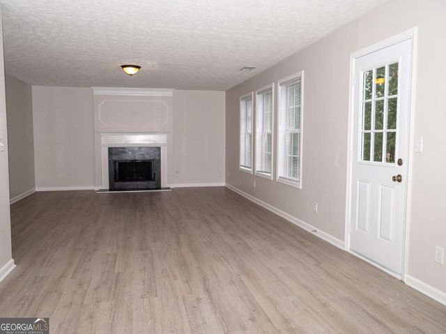 1860 Pinehurst View Drive, Grayson, GA 30017