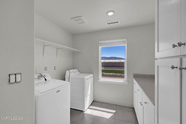 734 Hallow Pointe Drive, Sparks, NV 89441