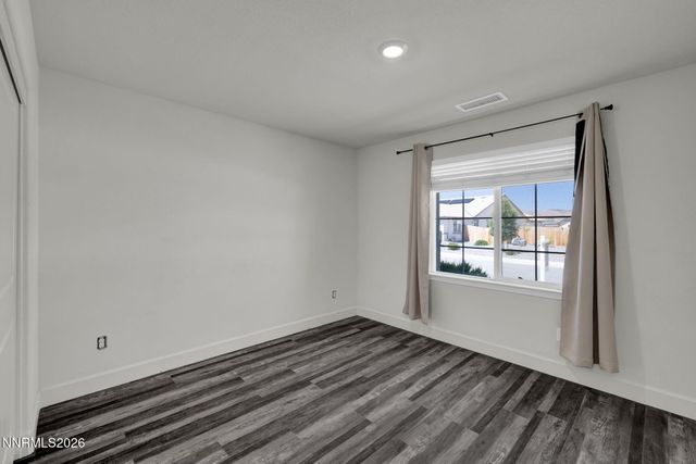 734 Hallow Pointe Drive, Sparks, NV 89441