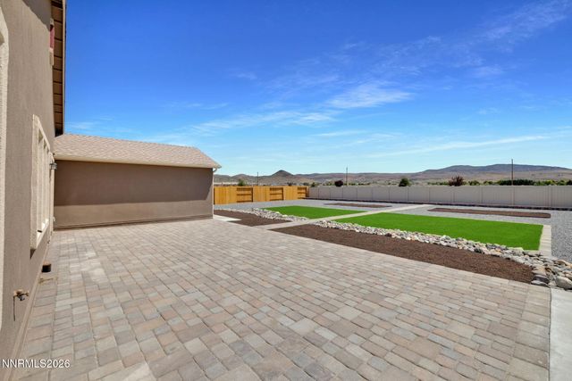 734 Hallow Pointe Drive, Sparks, NV 89441