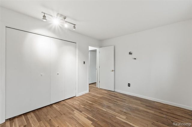 100 W Hickory Grove Road A2, Bloomfield Hills, MI 48304