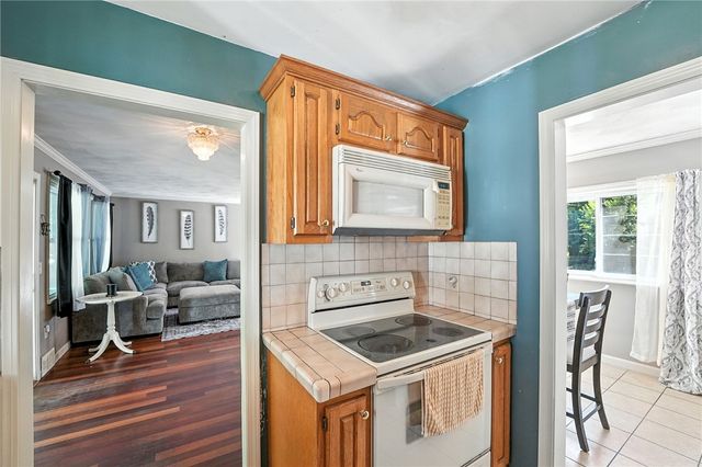 3444 Diamond Hill Road, Cumberland, RI 02864