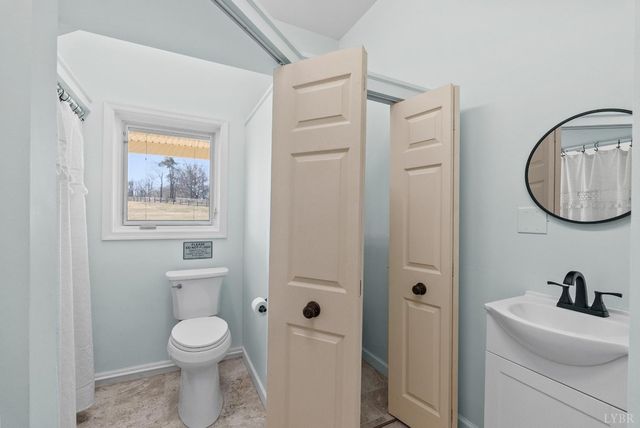 1433 Piney Mountain Road, Appomattox, VA 24522