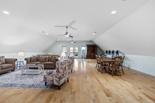 1433 Piney Mountain Road, Appomattox, VA 24522