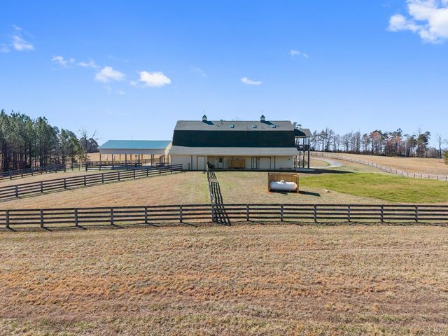 1433 Piney Mountain Road, Appomattox, VA 24522