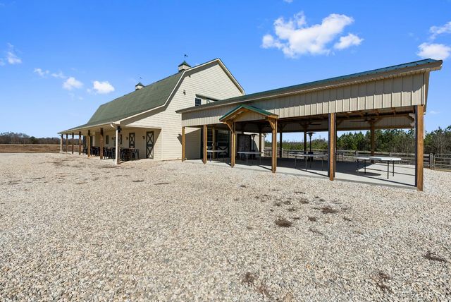 1433 Piney Mountain Road, Appomattox, VA 24522