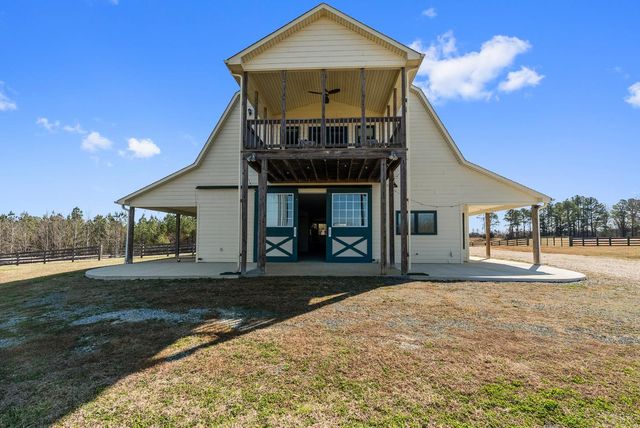 1433 Piney Mountain Road, Appomattox, VA 24522