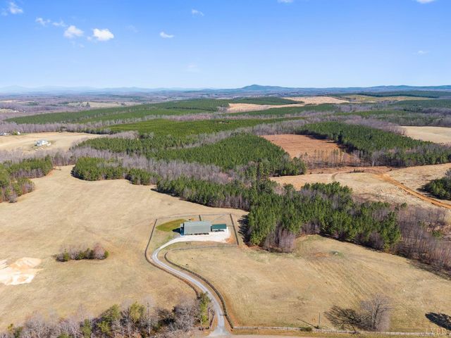 1433 Piney Mountain Road, Appomattox, VA 24522