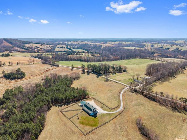 1433 Piney Mountain Road, Appomattox, VA 24522