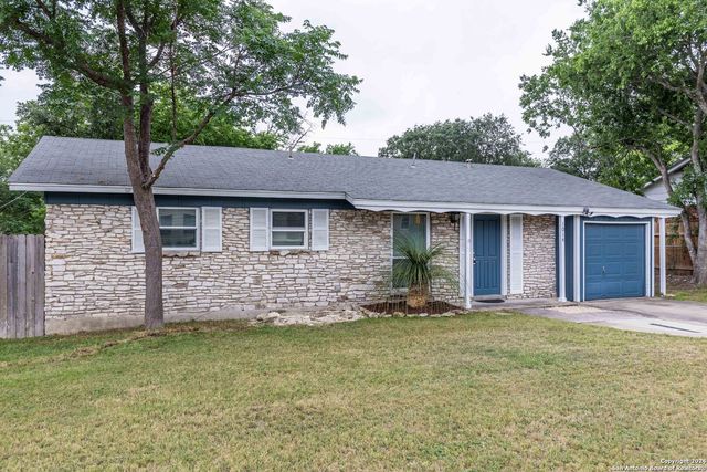 1014 MOREY PEAK DR, San Antonio, TX 78213