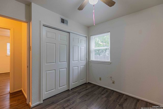 1014 MOREY PEAK DR, San Antonio, TX 78213