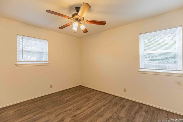 1014 MOREY PEAK DR, San Antonio, TX 78213
