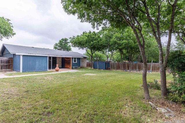 1014 MOREY PEAK DR, San Antonio, TX 78213